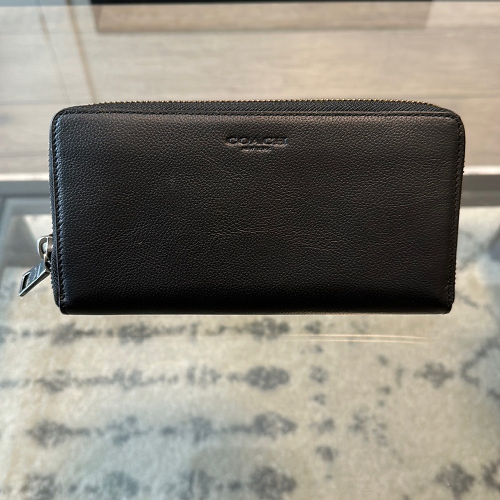 Coach wallet with zip closure